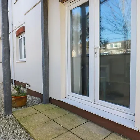 Flat 4 * New Quay